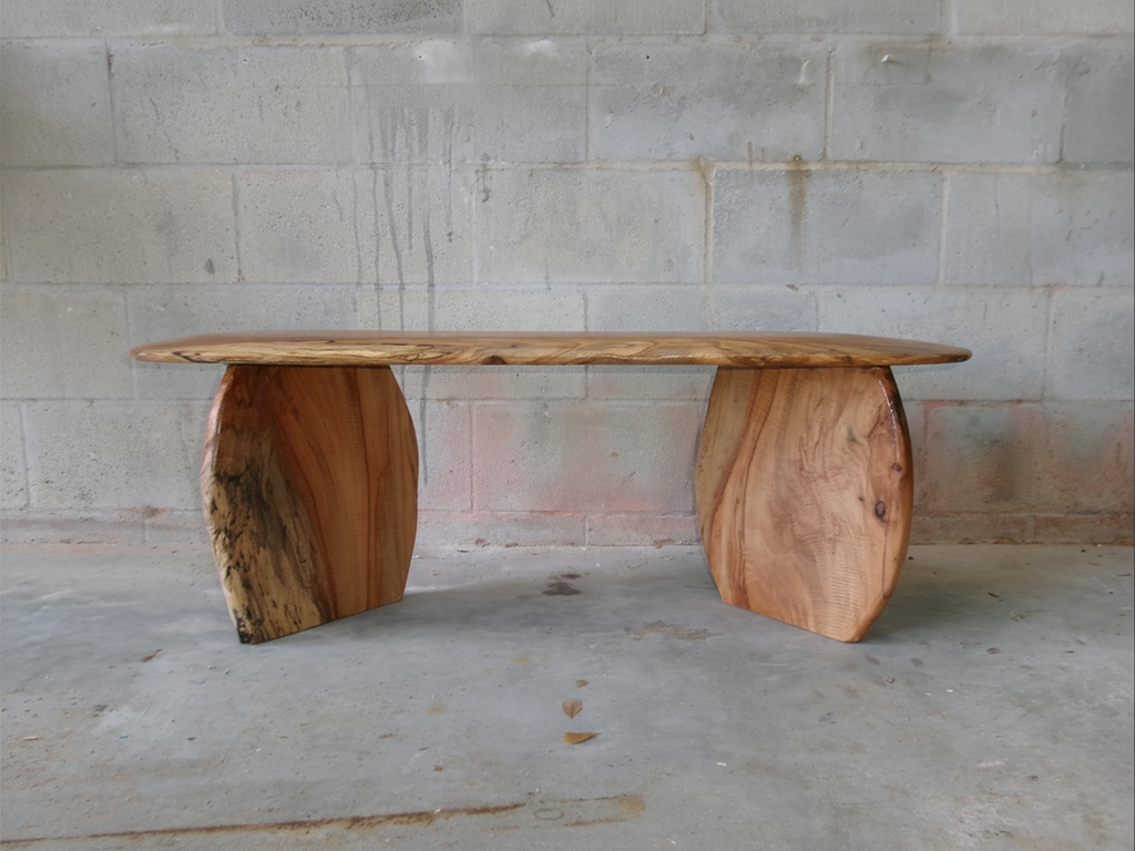 Henge Table